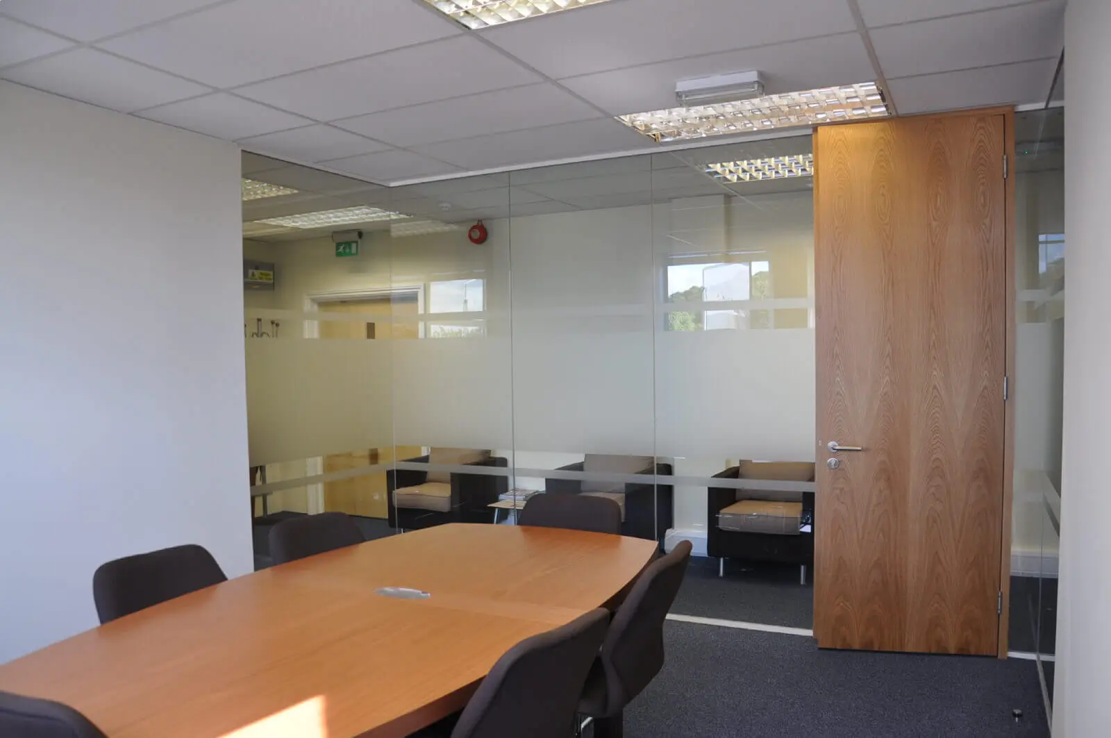 Office space design with Solid Doors Glass Partitions 4