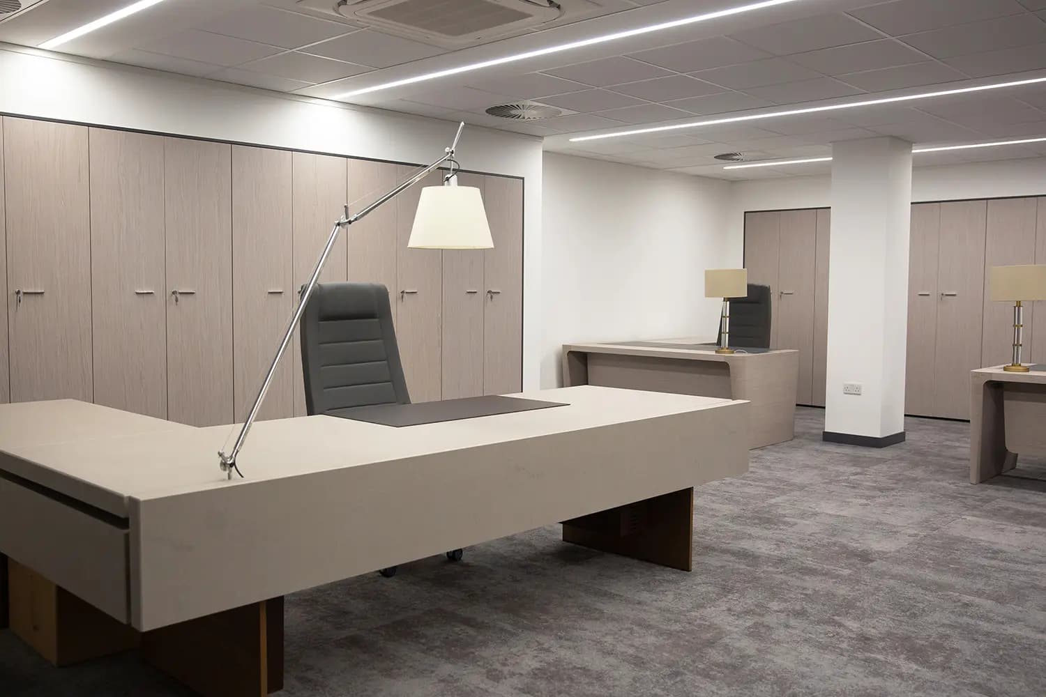 Luxurious Office 1 Next To Copy