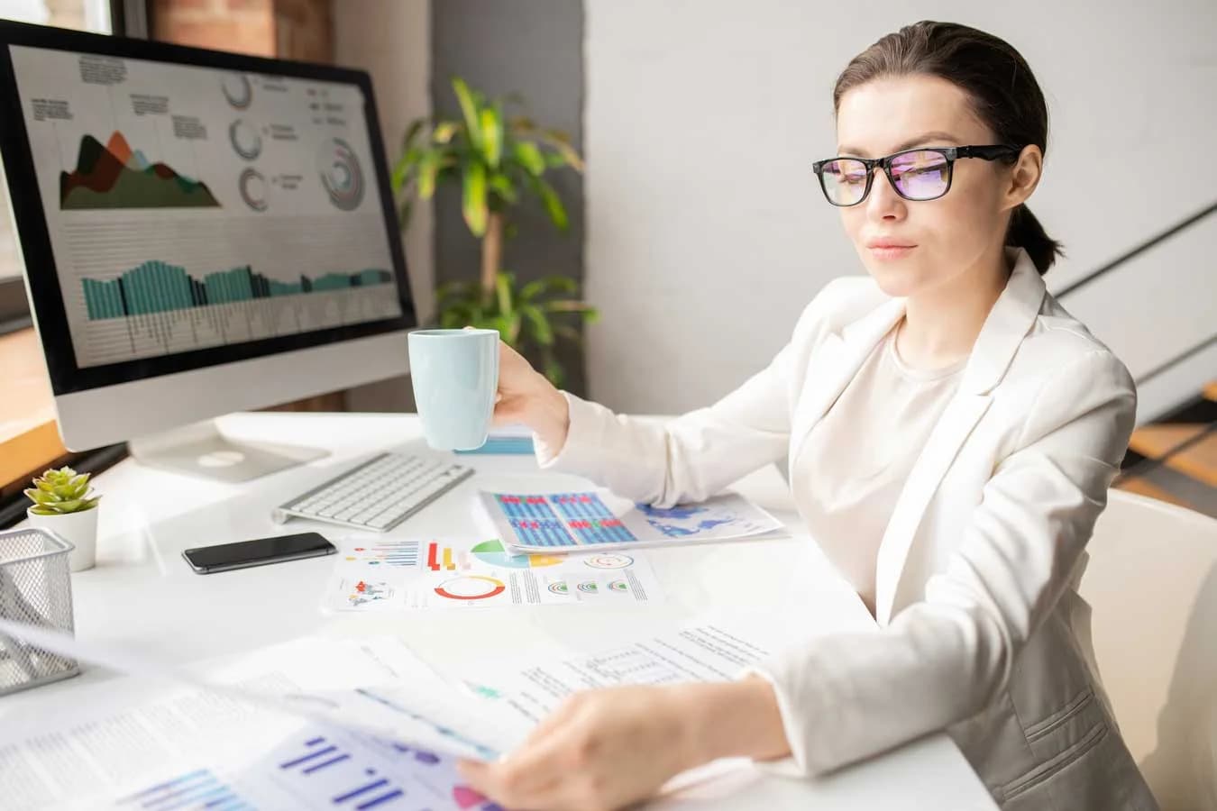 How and When to Invest in Your Accounting Office Space