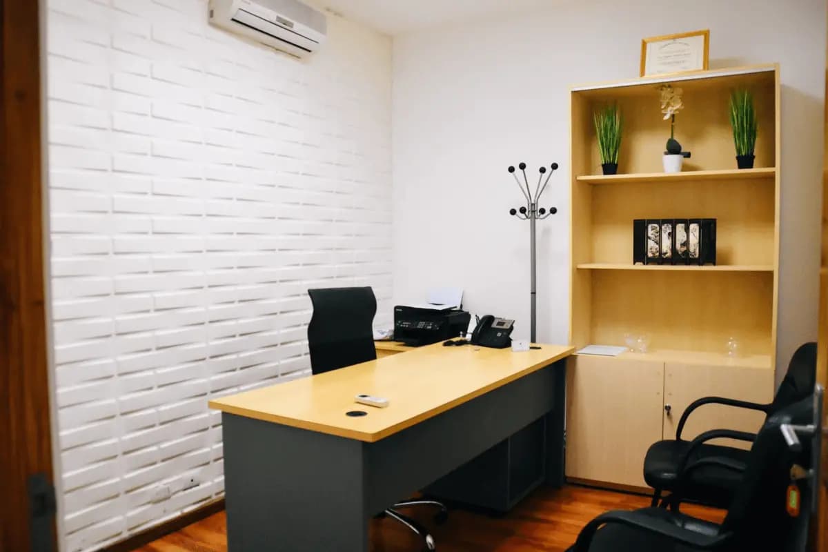 4 Great Interior Design Ideas for Small Office Spaces