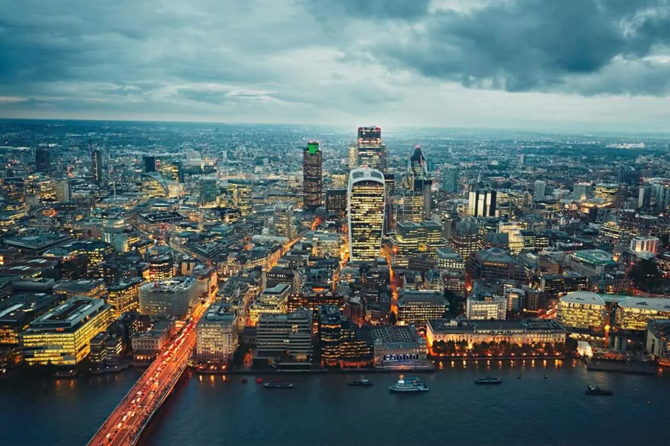 10 Secret Hacks to Excel in London's Canary Wharf District