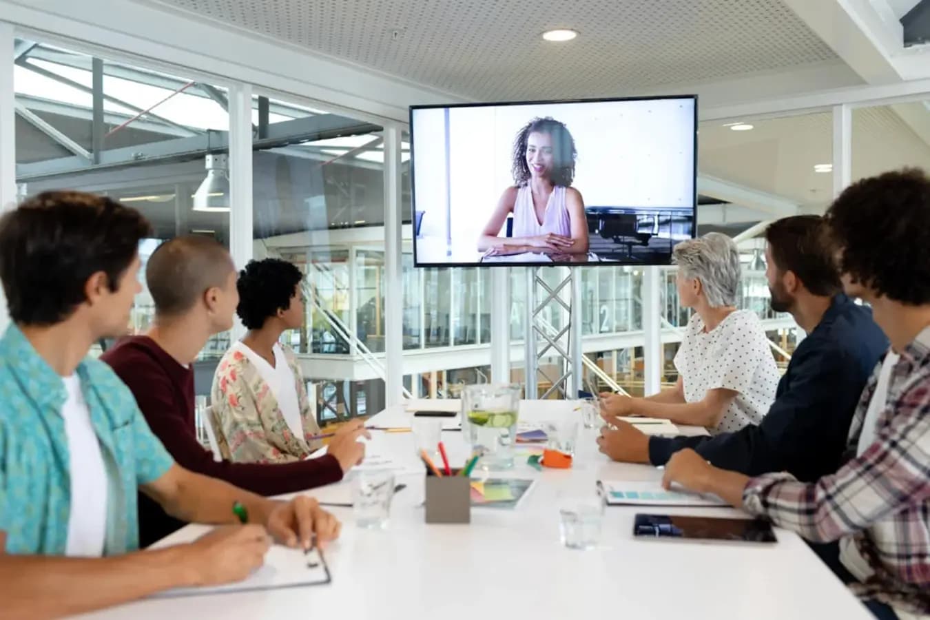 THE ULTIMATE GUIDE TO CREATING PROFESSIONAL VIDEO CONFERENCE ROOMS