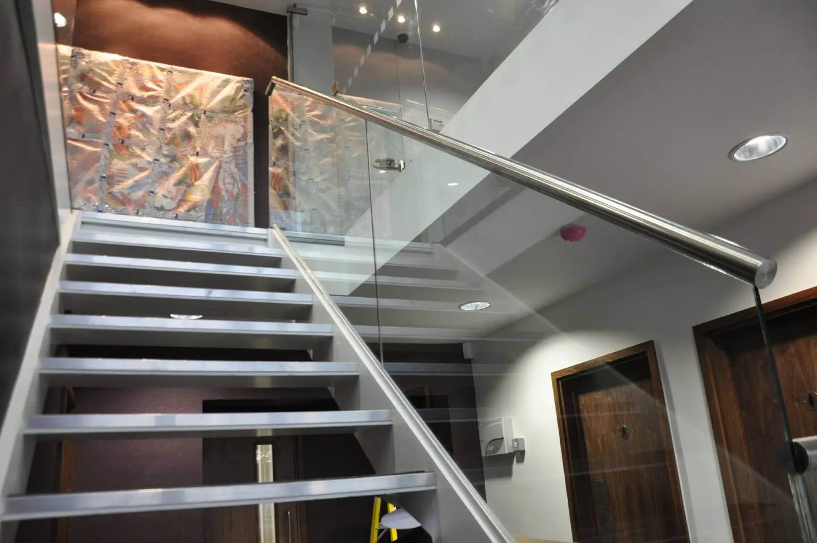 Paradox Fashion Designer Shoes with designer furniture, glass partitions, carpet tile flooring, plasterbaord Ceiling 31 Paradox Fashion Designer Shoes with designer furniture, glass partitions, carpet tile flooring, plasterbaord Ceiling 31