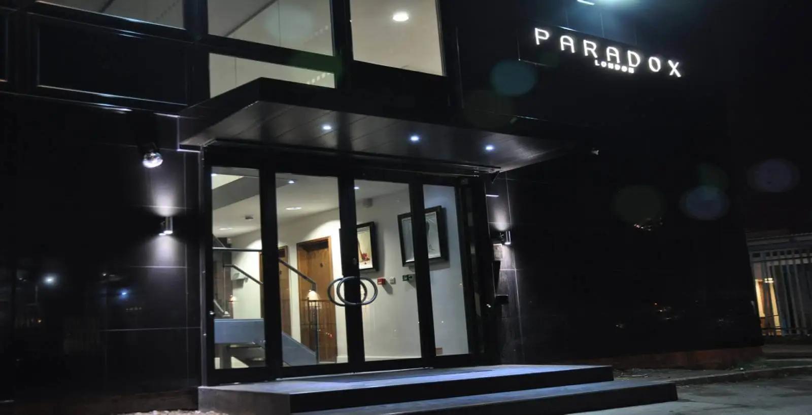 Paradox Fashion Designer Shoes with designer furniture, glass partitions, carpet tile flooring, plasterbaord Ceiling 56 Paradox Fashion Designer Shoes with designer furniture, glass partitions, carpet tile flooring, plasterbaord Ceiling 56