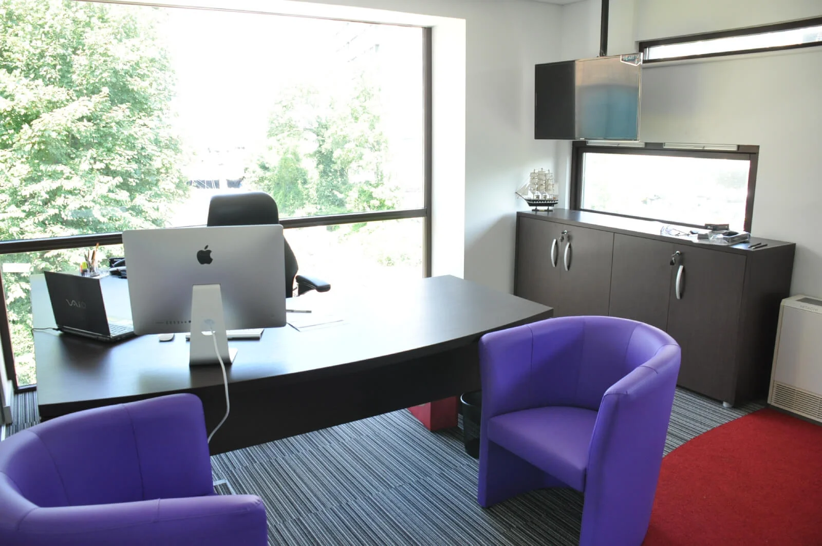 Unimines office space with designer furnitures and laminated wood flooring and suspended grid ceiling and glass partitions screen 10 Unimines office space with designer furnitures and laminated wood flooring and suspended grid ceiling and glass partitions screen 11