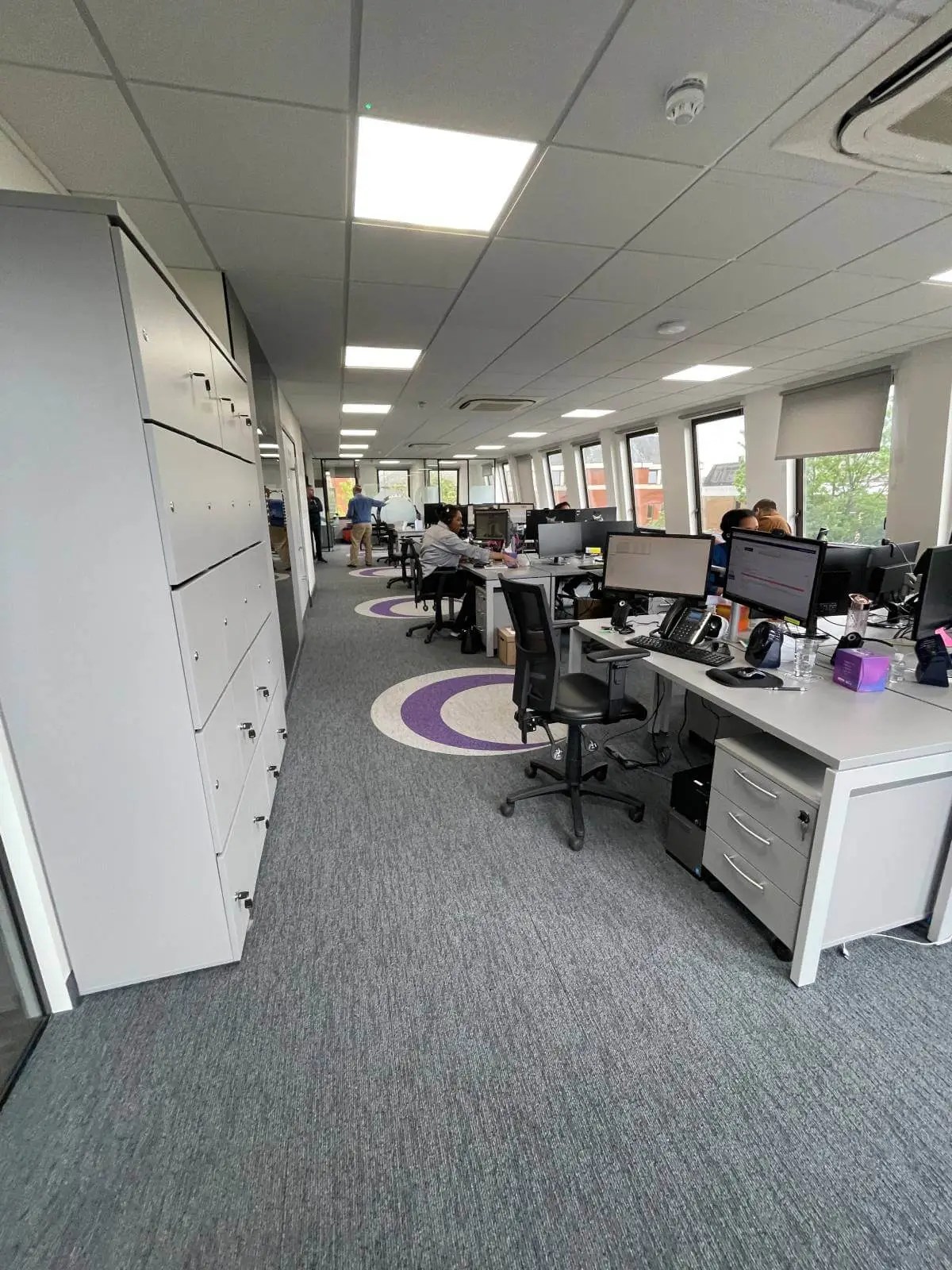 Global Mediation office space with plasterbaord ceiling, designer flooring and glass partitions 14