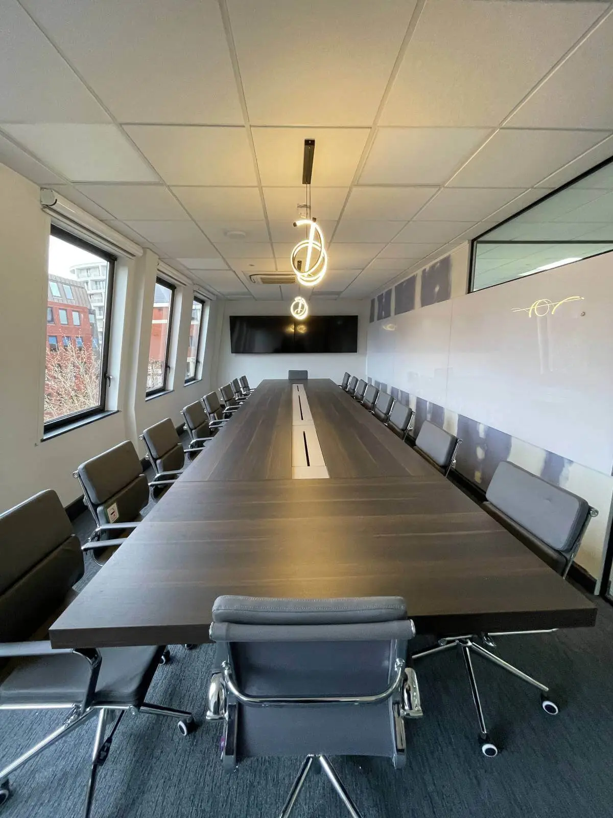Global Mediation office space with plasterbaord ceiling, designer flooring and glass partitions 3