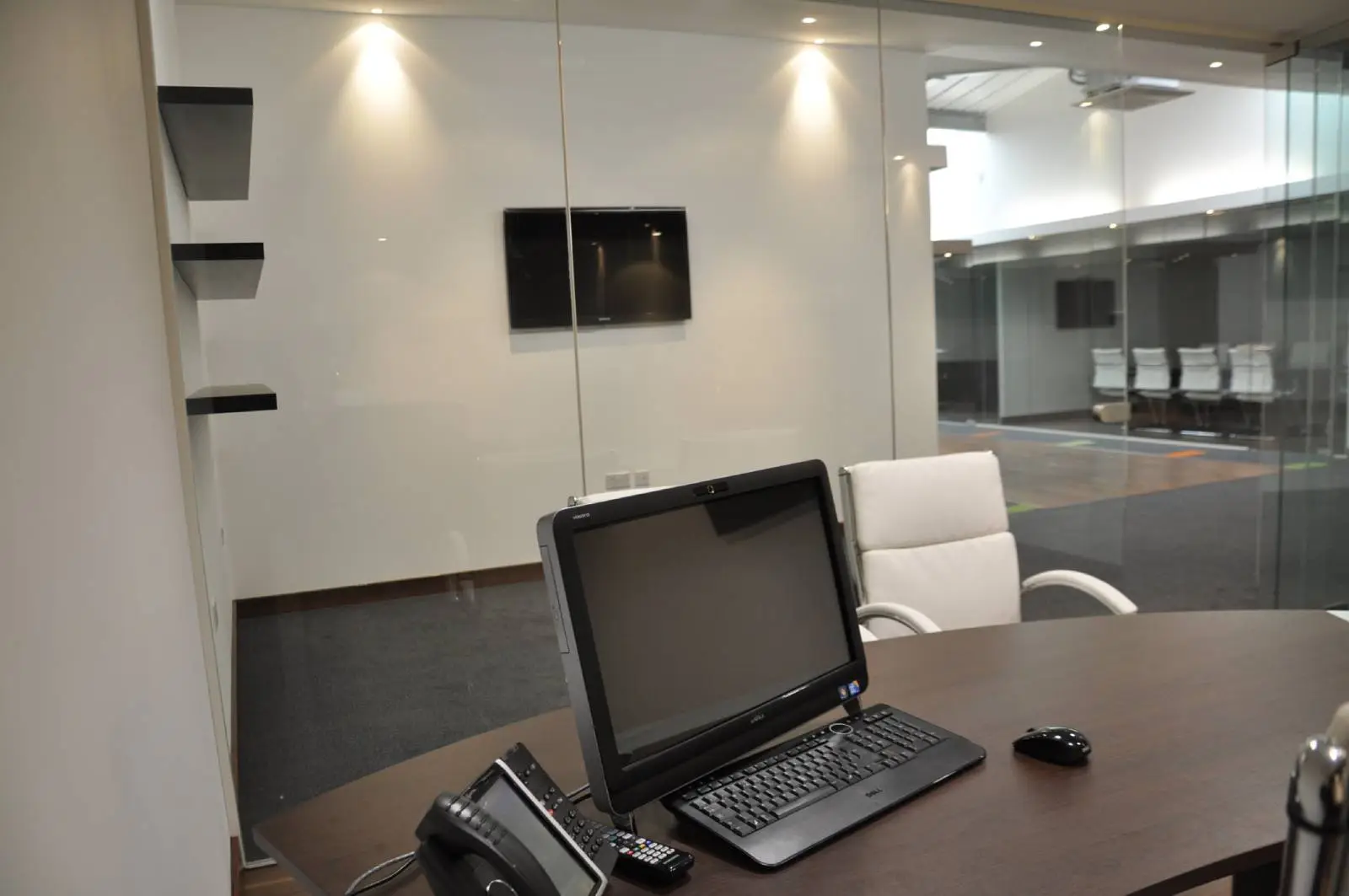 green leaf catering office space with plasterbaord ceiling, designer flooring and glass partitions 15