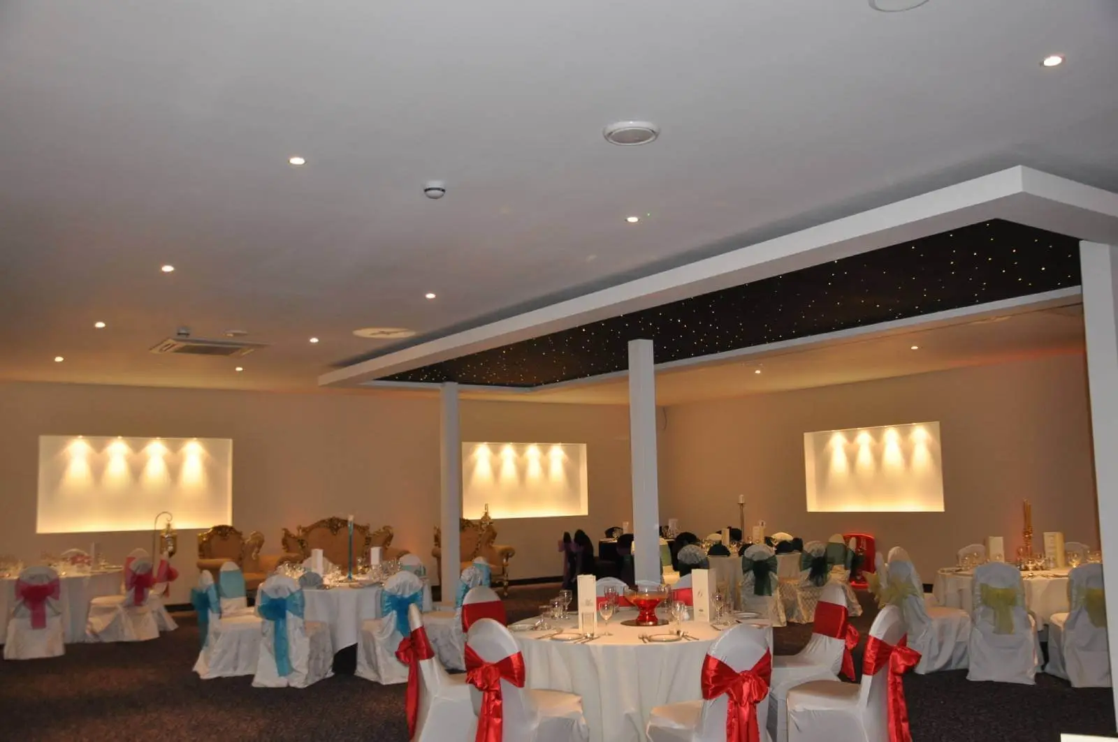 green leaf catering office space with plasterbaord ceiling, designer flooring and glass partitions 17