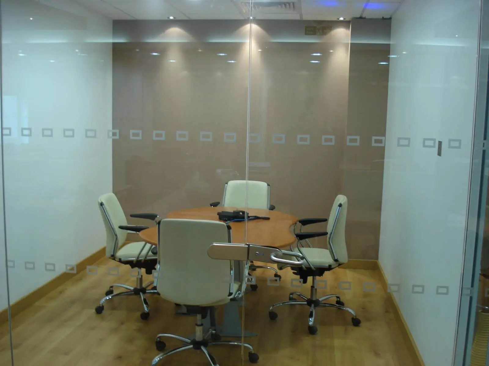 GXI office unit D space design with designer furniture, along with flooring, ceiling, and glass partitions 16