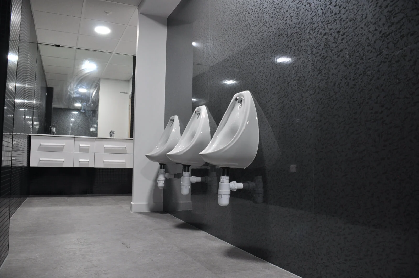 Nasco office space with designer flooring and single glazed solid stud wall glass partitions 35