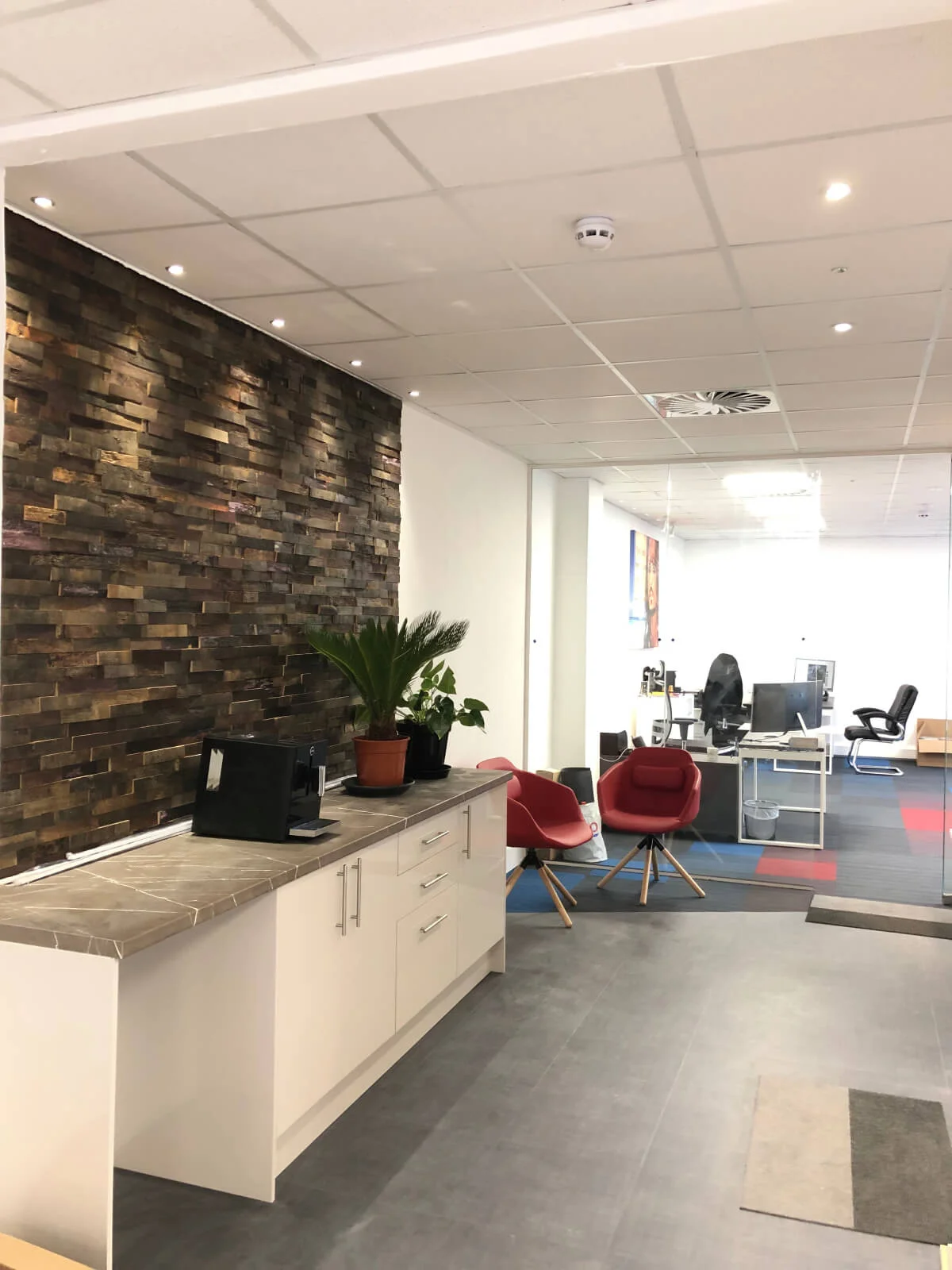 veswas office space with designer furnitures and raised flooring and suspended grid ceiling and glass partitions screen 8