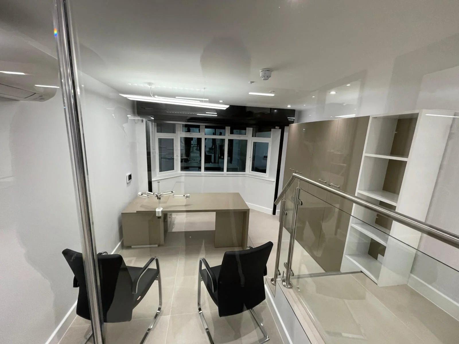 Deekay Group office space with deisgner furniture, walls and glass partitions 1