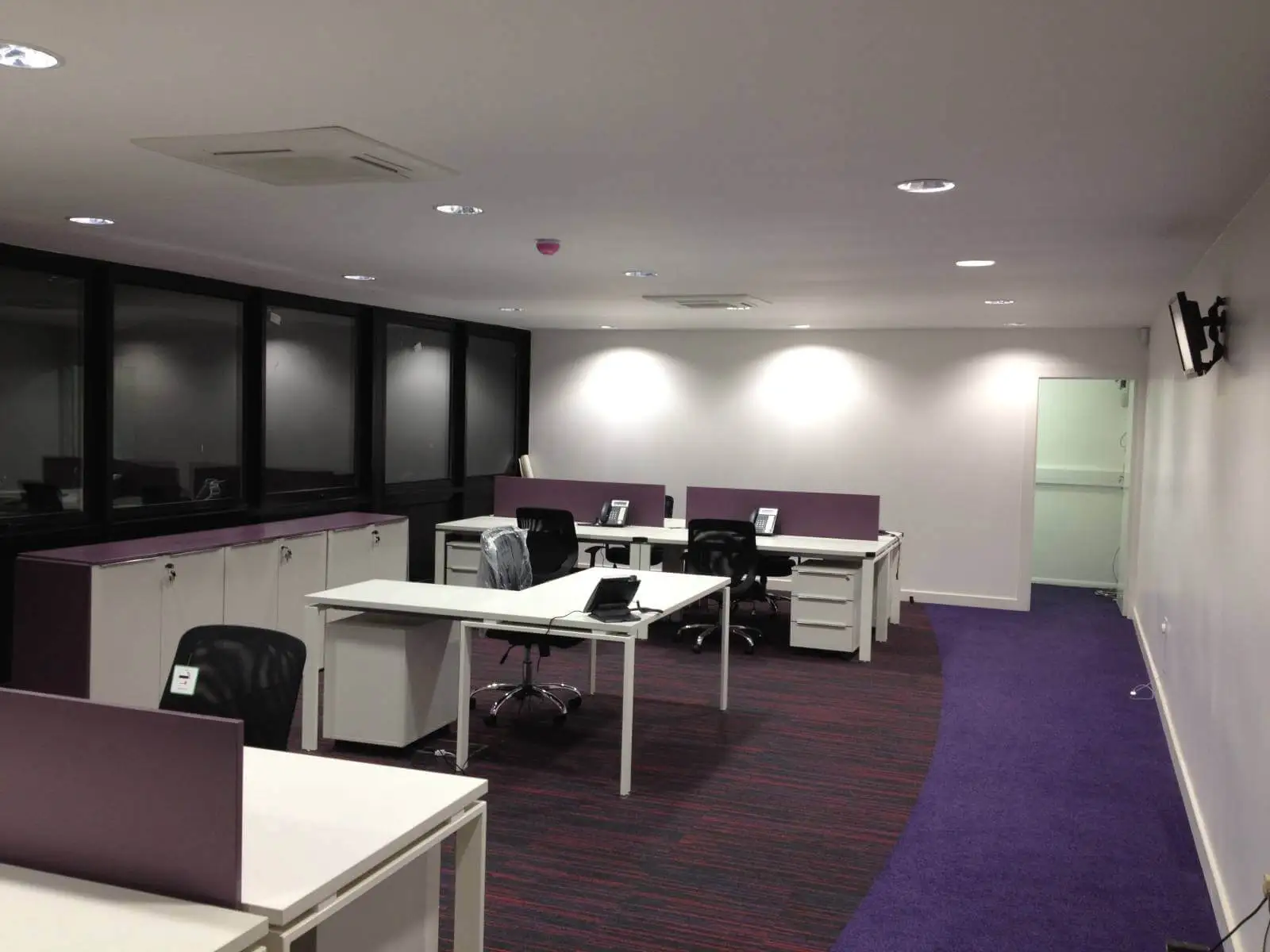 Paradox Fashion Designer Shoes with designer furniture, glass partitions, carpet tile flooring, plasterbaord Ceiling 45