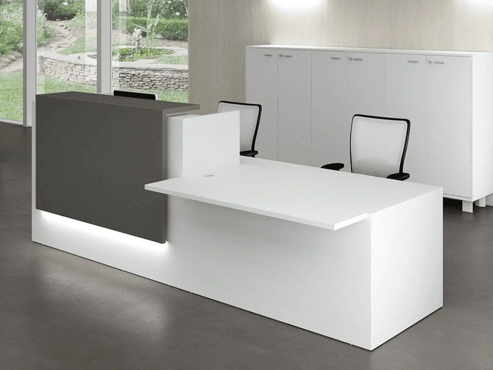 Reception Desk with Wheelchair Access–Bain