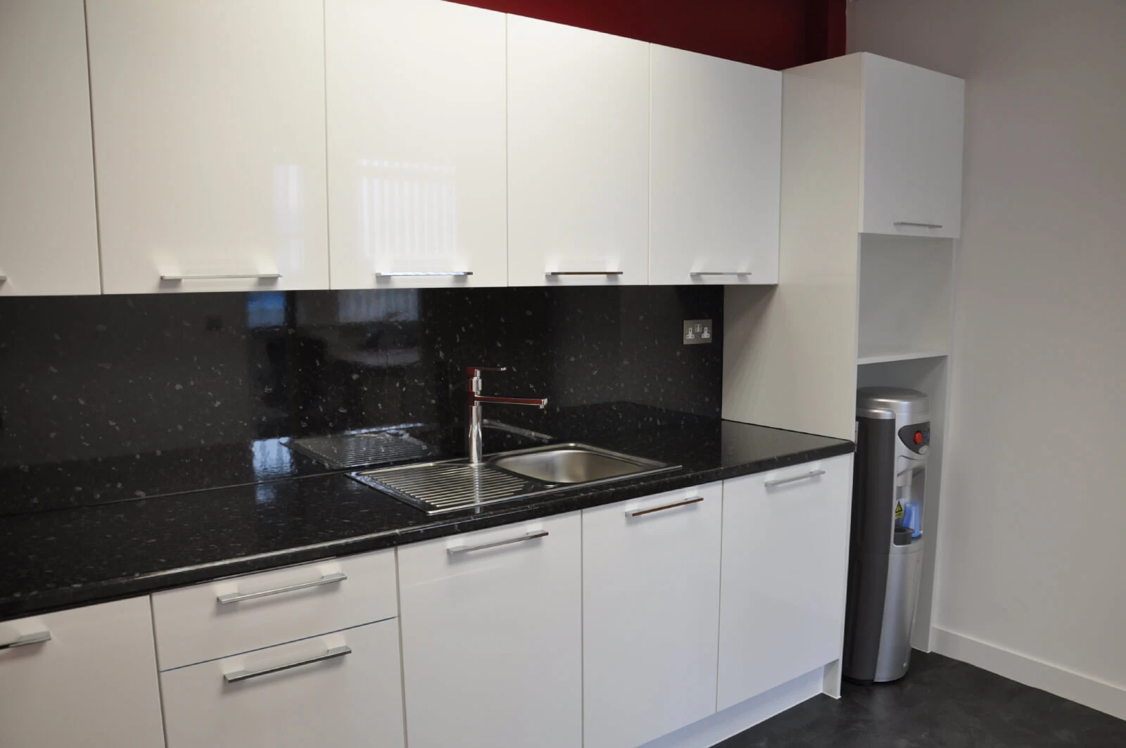Office refurbishment and fitout small works 3 Office refurbishment and fitout small works 3