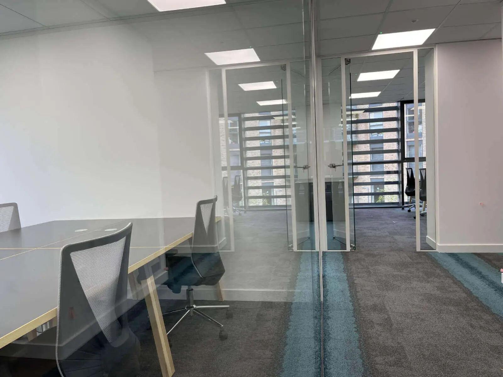 Office space design with Framed Glass Door Partitions Screen 11 Office space design with Framed Glass Door Partitions Screen 11