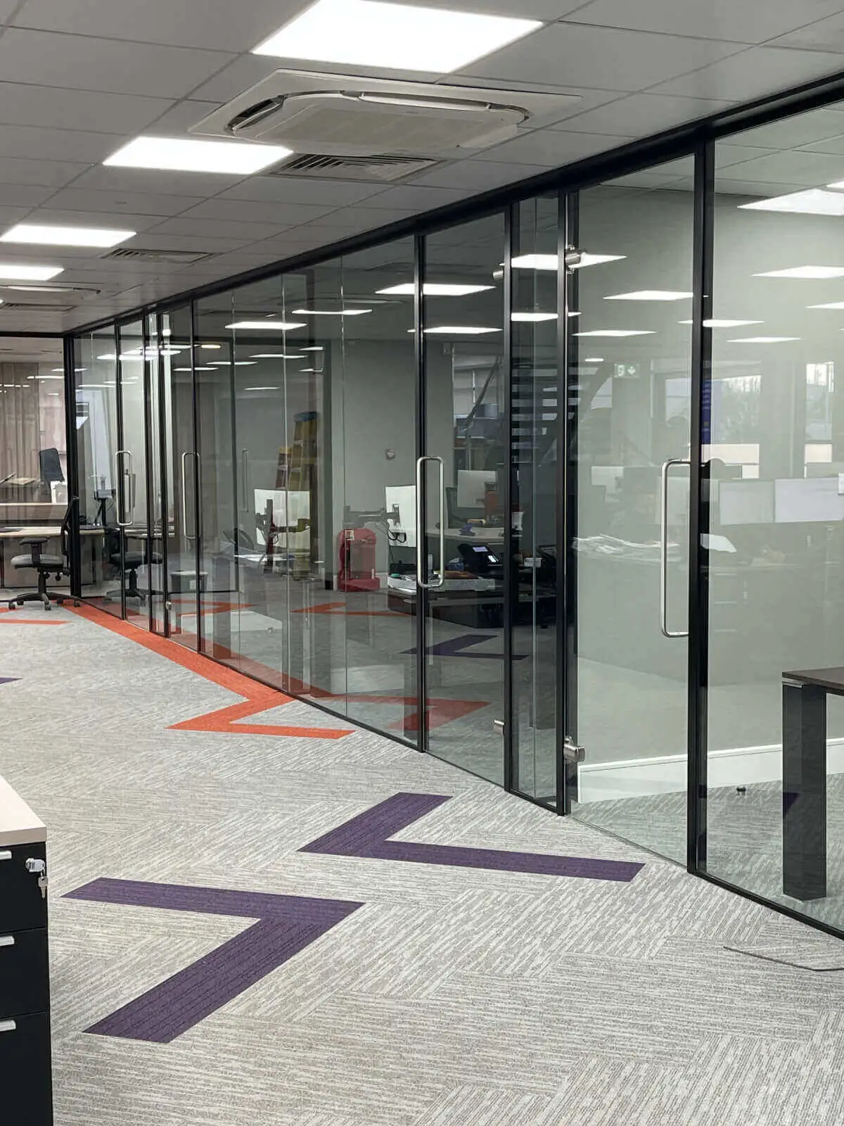 Office space design with Framed Glass Door Partitions Screen 15 Office space design with Framed Glass Door Partitions Screen 15