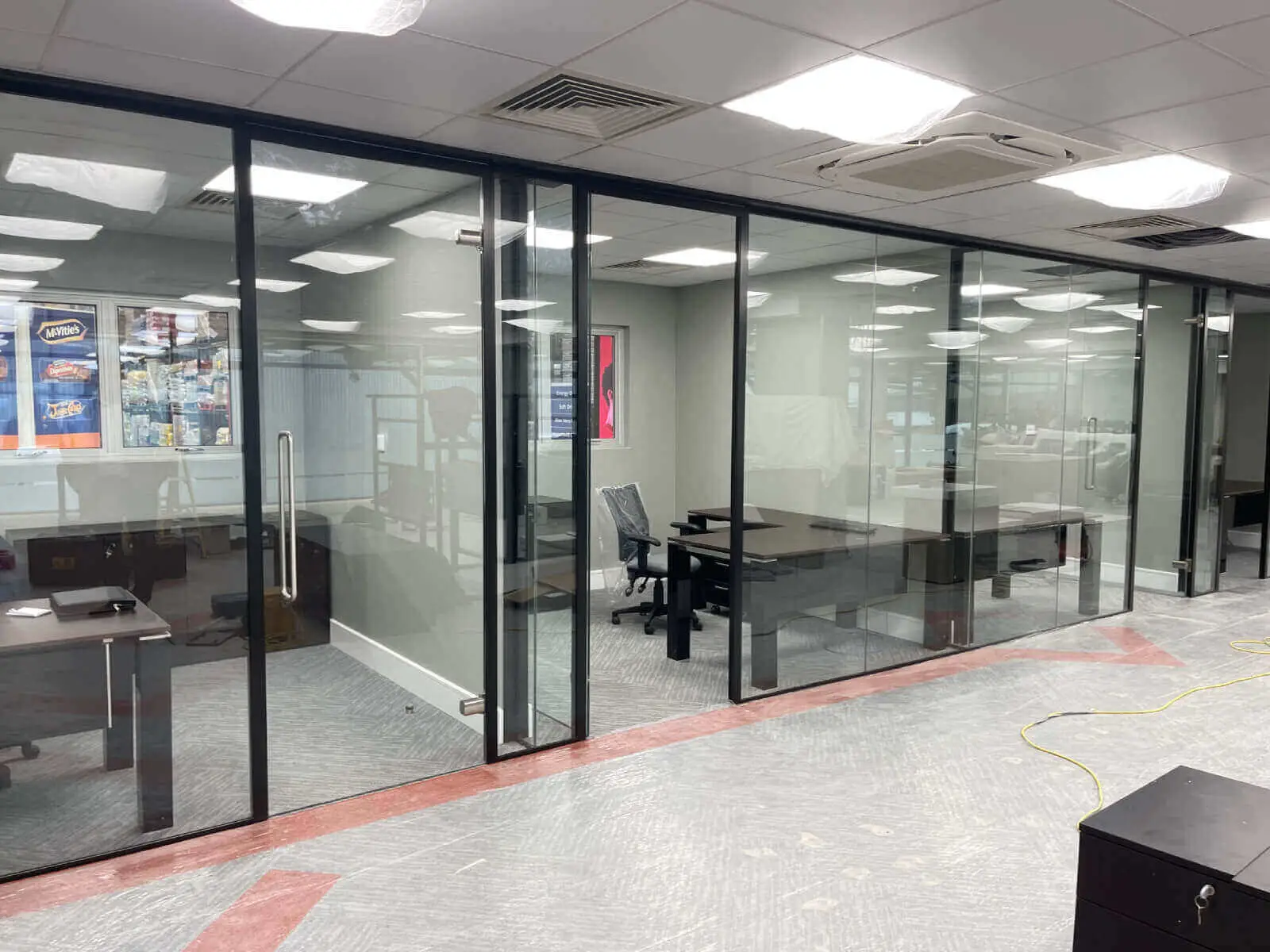Office space design with Framed Glass Door Partitions Screen 9 Office space design with Framed Glass Door Partitions Screen 9