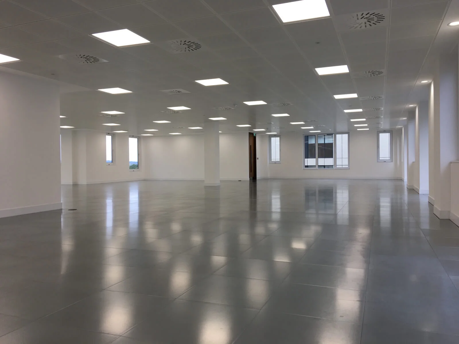 Office space refurbishment under CAT A fitout 2 Office space refurbishment under CAT A fitout 2