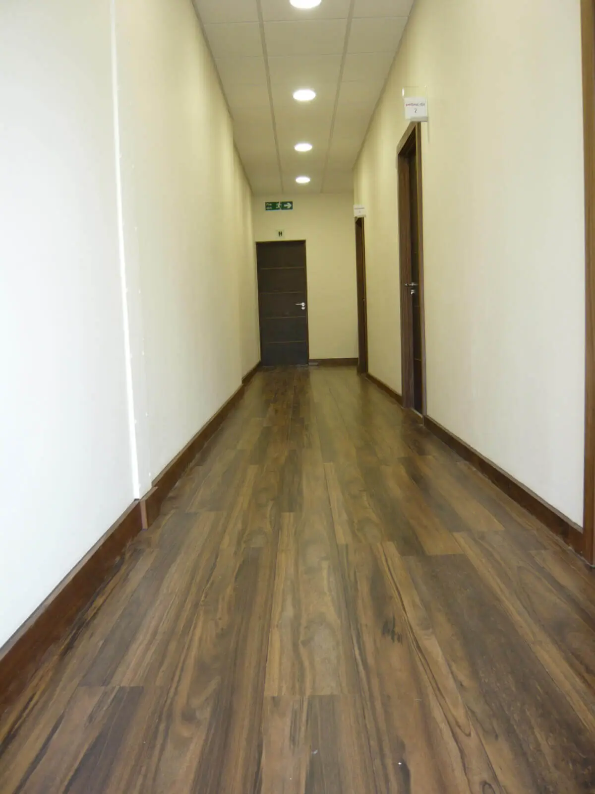 Office space with Laminated Wood Floor 9 Office space with Laminated Wood Floor 9