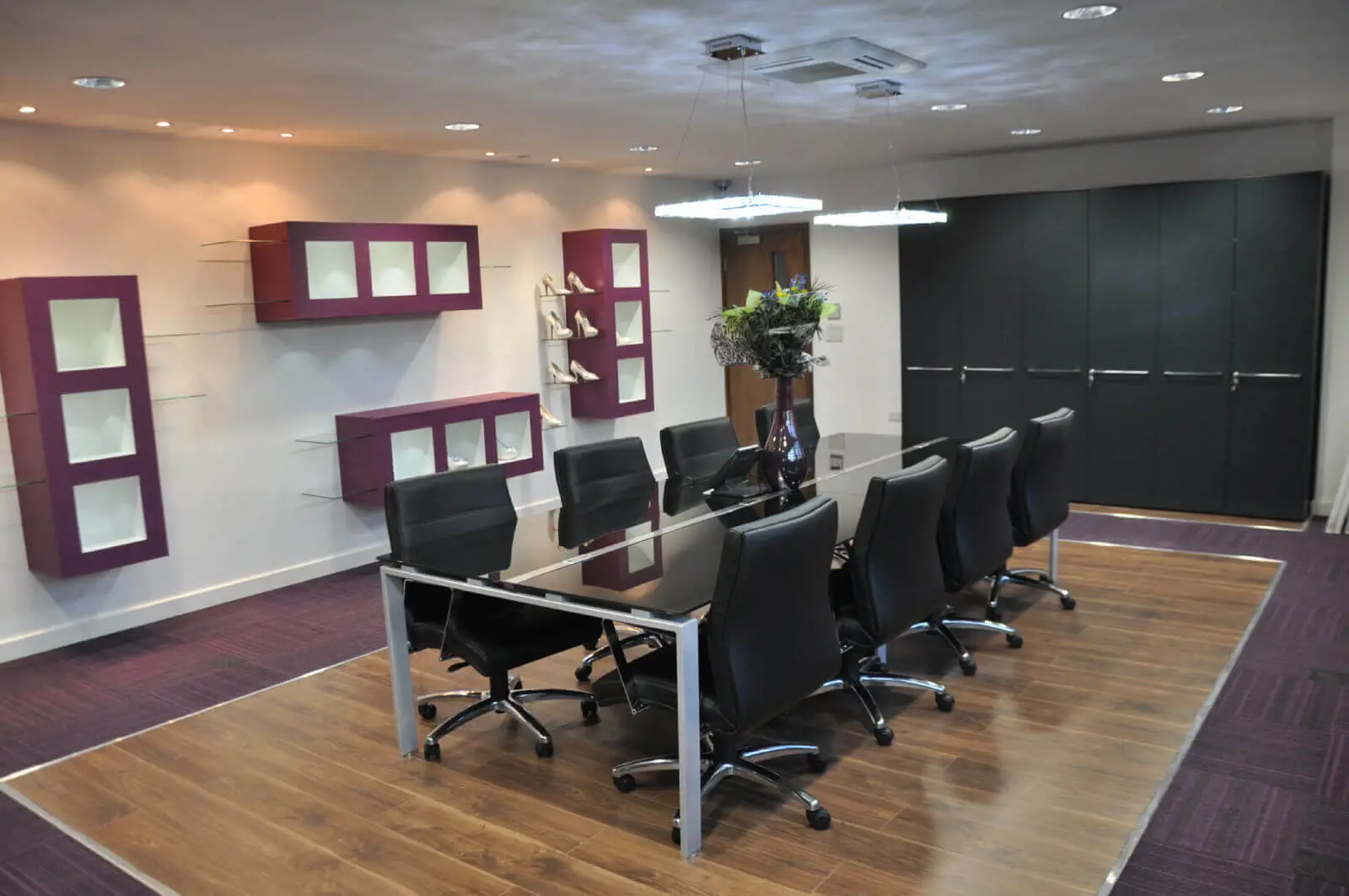 Office space with Plasterbaord Ceiling 2 Office space with Plasterbaord Ceiling 2
