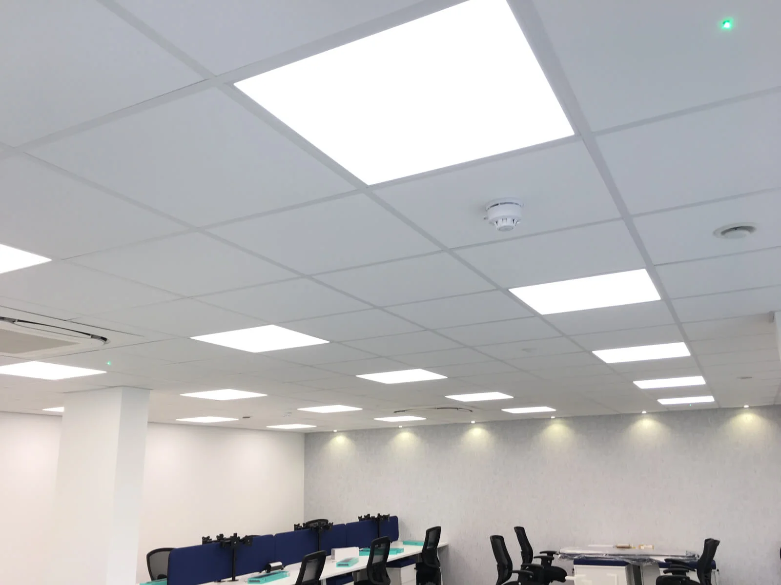 Office space with suspended grid ceiling 2